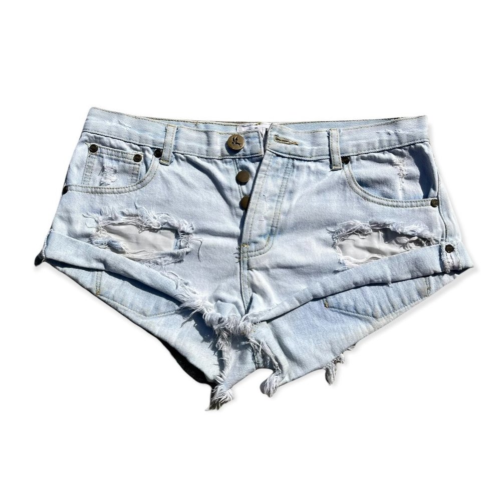 One Teaspoon, Denim White Wash Shorts, Size 28, Great Condition, Sexy & Soft